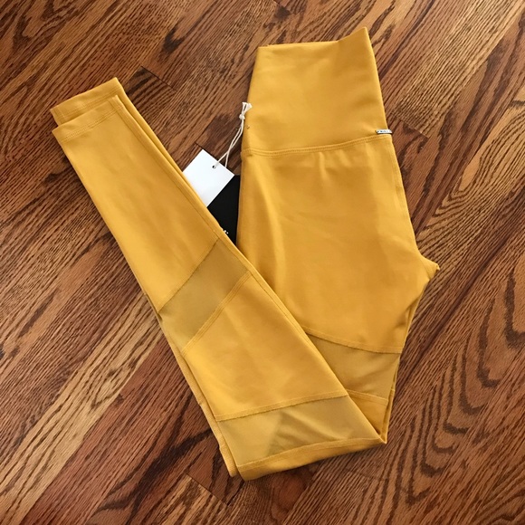 🆕Mika Back Mesh High-Waisted Legging Yellow - Picture 3 of 6